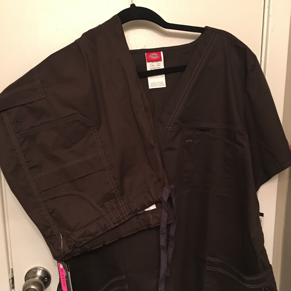 Dickies scrub set